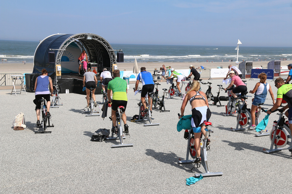 Fahrräder am Strand