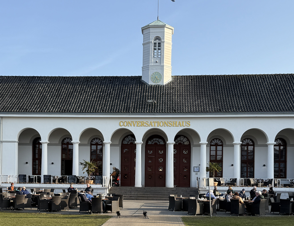 Conversationshaus Norderney mit Kurplatz