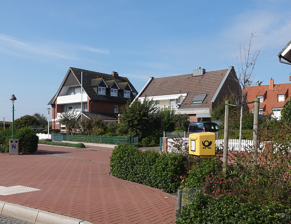 Briefkasten an der Bushaltestelle Nordbad/Cornelius auf Norderney